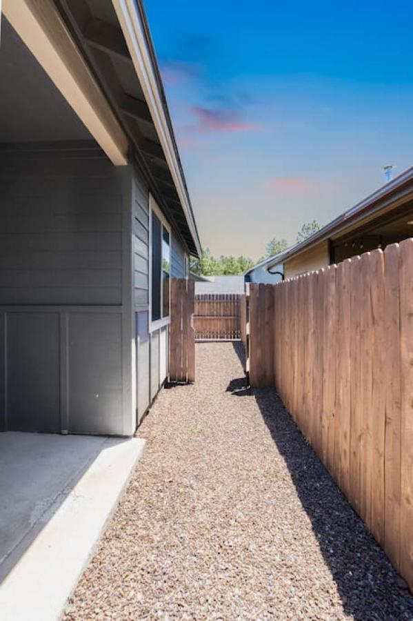 Modern Midtown Home Close To Downtown Flagstaff Exterior photo